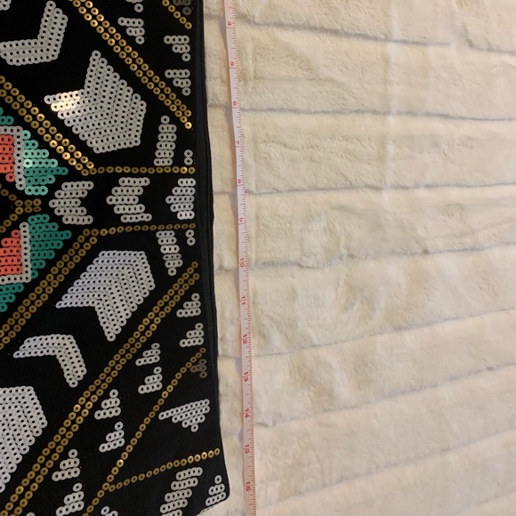 NWT Express Skirt - Picture 3 of 4